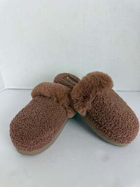 Koolaburra by UGG Women's Peachee Faux Fur Slipper in Chestnut